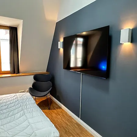Trulyaugsburg — Spacious, Modern & Bright Apartman