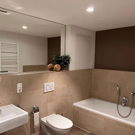 Trulyaugsburg — Spacious, Modern & Bright Apartman *