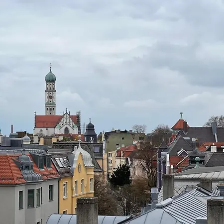 Trulyaugsburg — Spacious, Modern & Bright Apartman